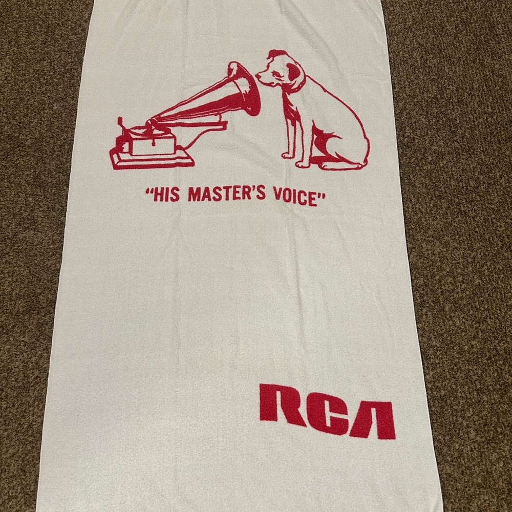 RCA Towell “His Masters Voice”